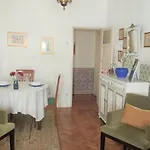 Sabrosa's Flat Lissabon